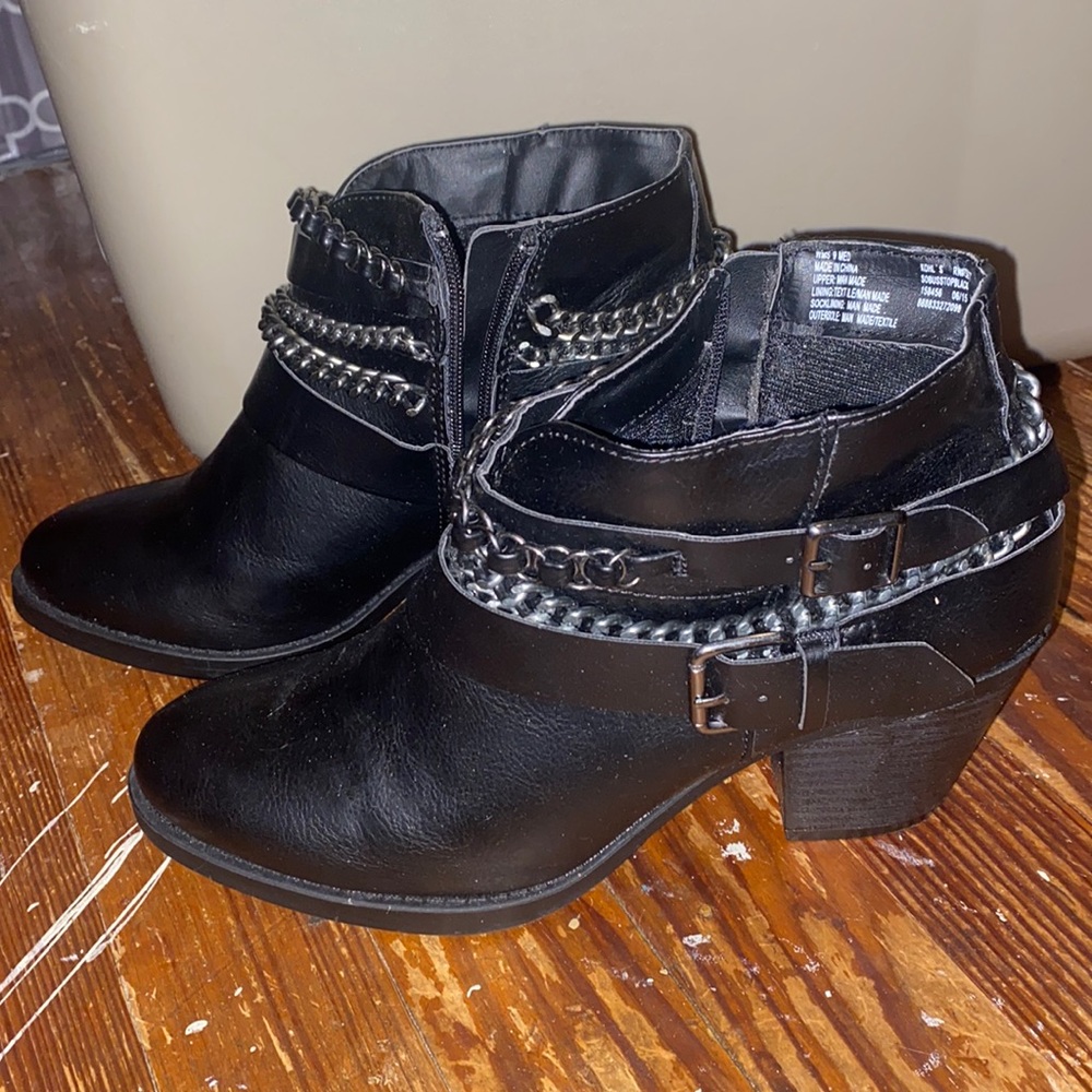 SO Black Booties